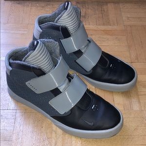 Men’s NIKE Flystepper 2K3 Size 10.5
